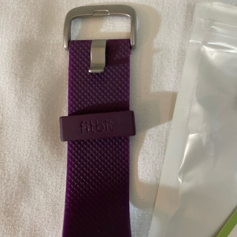 FitBit charge HR - Picture 2 of 3